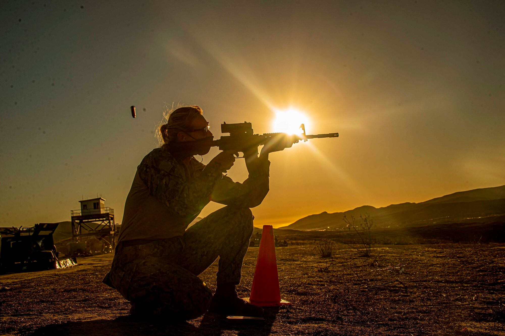 Electrician’s Mate 1st Class Amber Burns fires an M4 carbine rifle Dec. 15, 2020, during a live-fire qualification exercise as part of unit level training at Camp Pendleton, Calif.