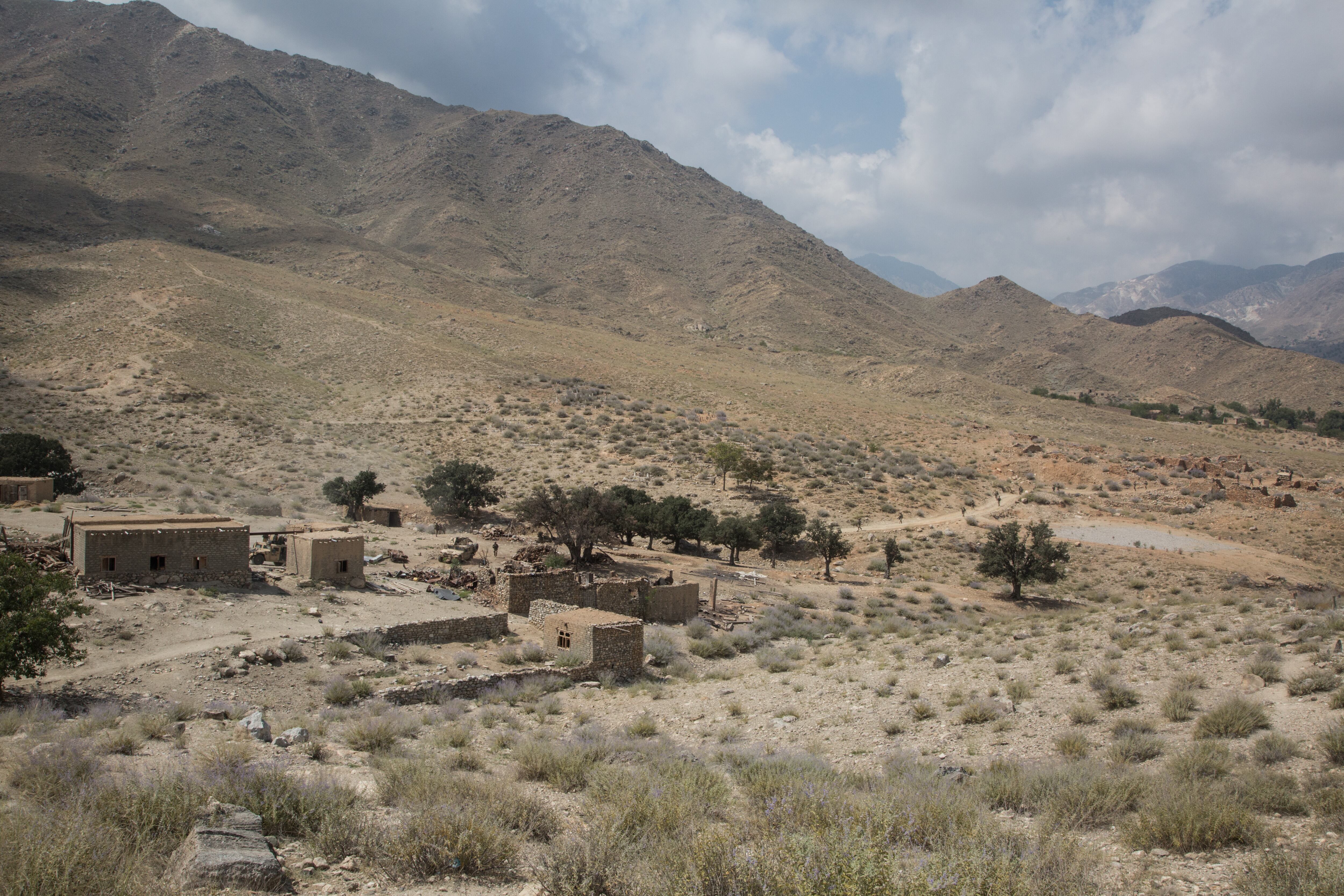 U.S. paratroopers conduct a tactical ground movement through Pekha Valley, Achin District, Nangahar Province, Afghanistan, Sept. 3, 2017.